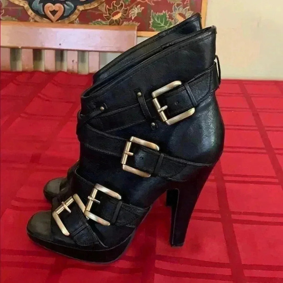 Aldo leather heels. - Picture 3 of 5